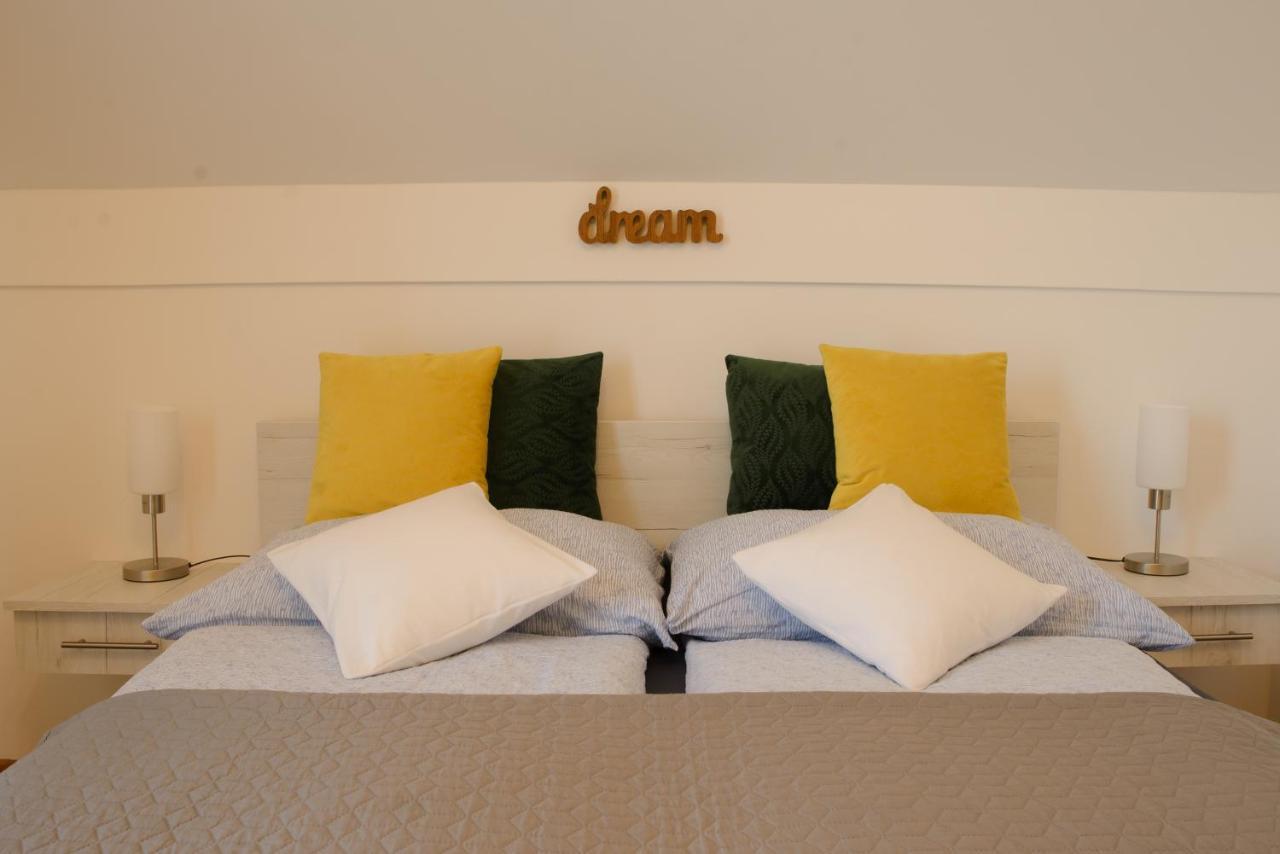 Eliza 1 Birdland Golf Apartman Buk Exterior foto