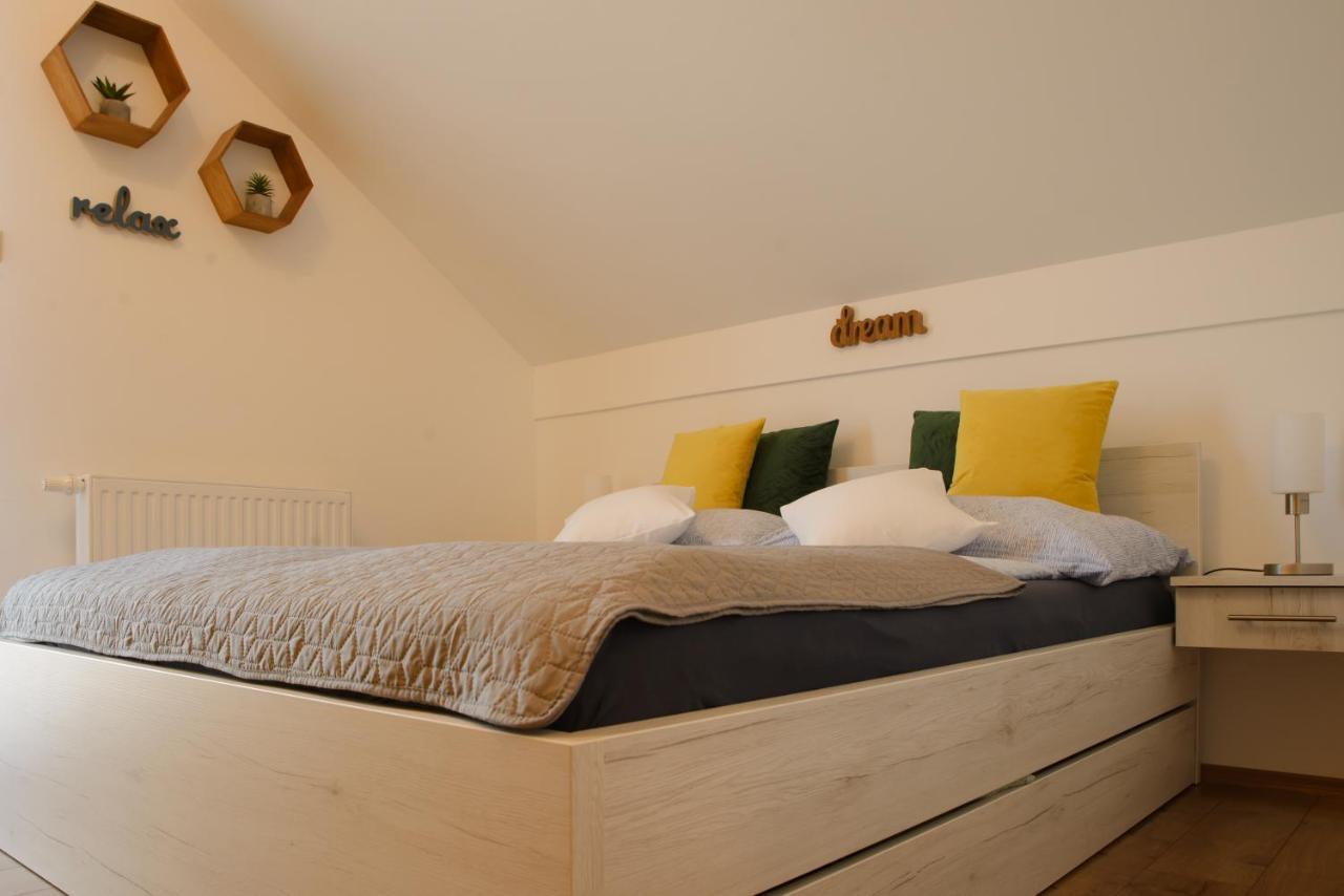 Eliza 1 Birdland Golf Apartman Buk Exterior foto