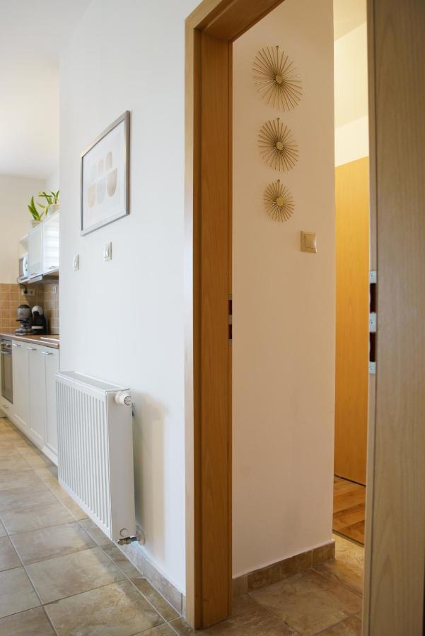 Eliza 1 Birdland Golf Apartman Buk Exterior foto
