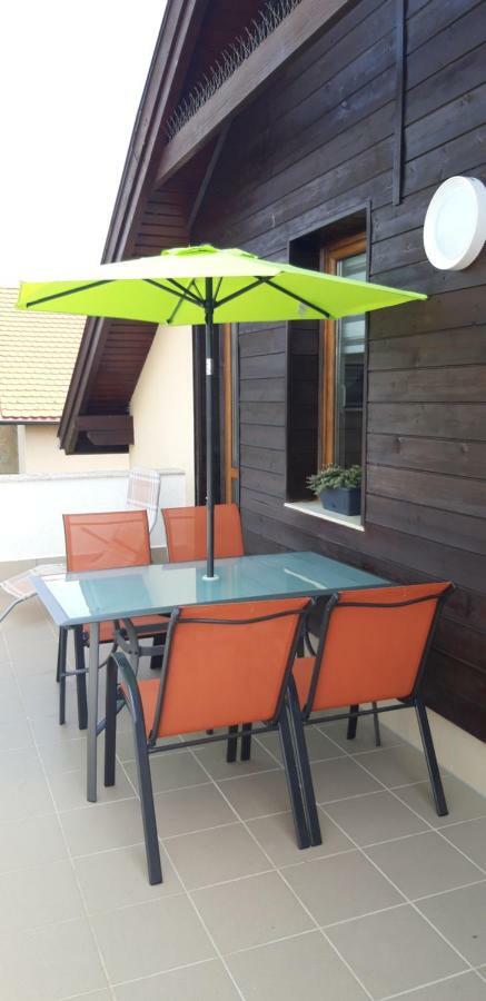 Eliza 1 Birdland Golf Apartman Buk Exterior foto