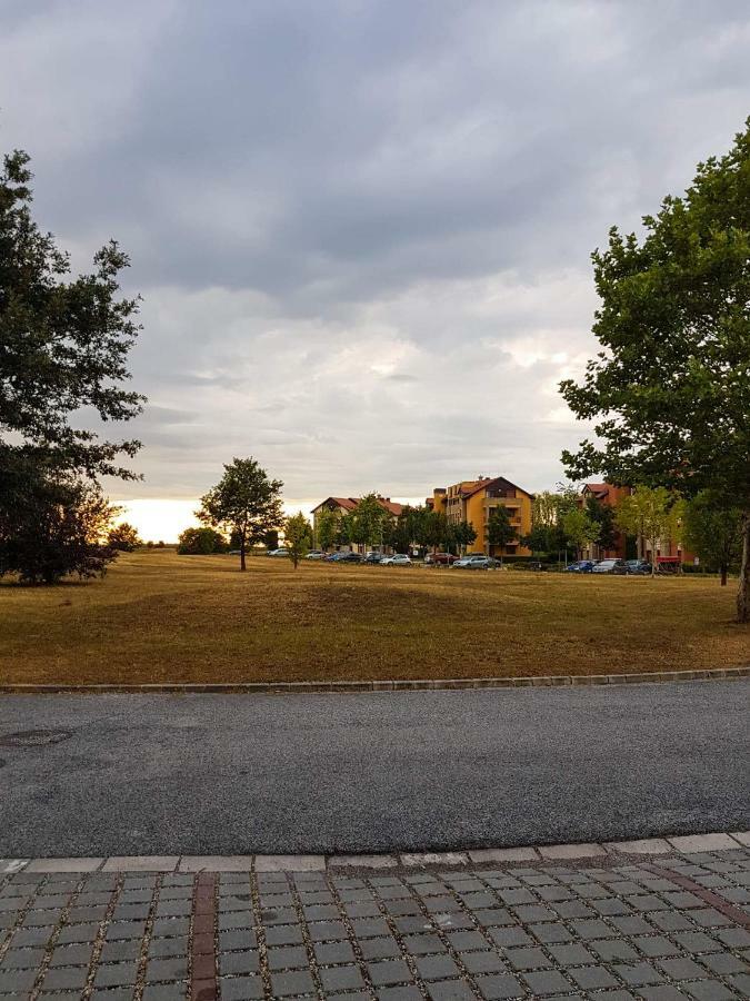 Eliza 1 Birdland Golf Apartman Buk Exterior foto